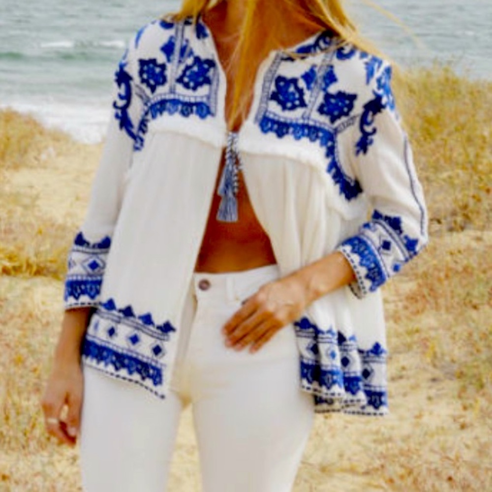 Zara embroidered jacket/shrug - small